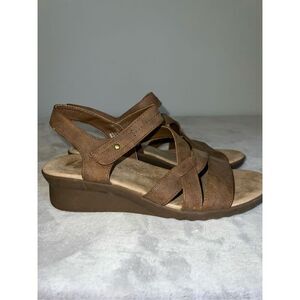 Women’s Baretraps Sandals 9.5 Brown Wedge